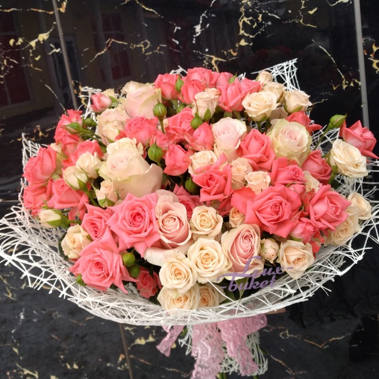 Сладкая карамель Изысканный букет роз с доставкой в Кисловодске
