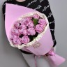Конвертик счастья №1. 15 фиолетовых роз с доставкой в Кисловодске