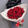 Букет 25 красных роз с доставкой в Кисловодске