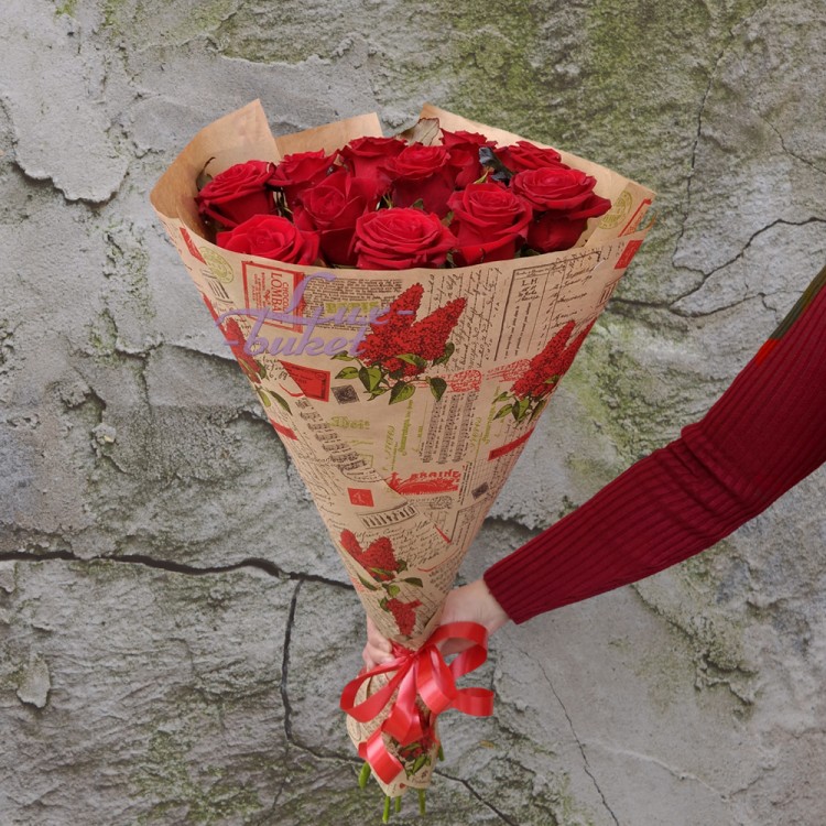 Букет красных роз Приветствие с доставкой в Кисловодске