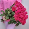 Букет 25 розовых роз премиум с доставкой в Кисловодске