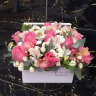 Сундучок с сюрпризом Цветы в коробке с доставкой в Кисловодске