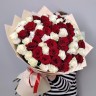 Красные и белые розы премиум с доставкой в Кисловодске