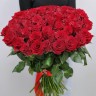 Красные розы Премиум с доставкой в Кисловодске
