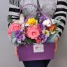 Весенние цветы Сумочка с фрезиями с доставкой в Кисловодске