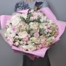 Букет из роз и гортензиий Нежное облако с доставкой в Кисловодске