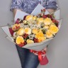 Букет пионовидных роз Sunny  с доставкой в Кисловодске