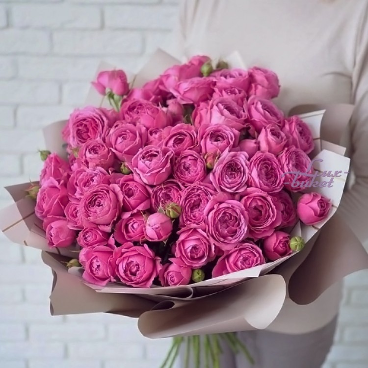 Мистика Букет кустовых роз с доставкой в Кисловодске