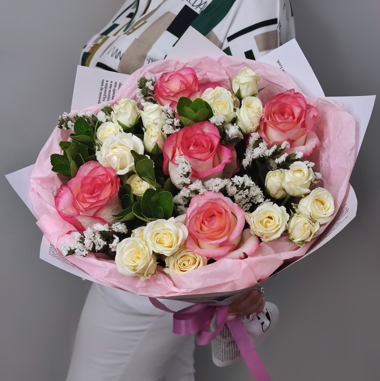 Букет роз Прелесть с доставкой в Кисловодске